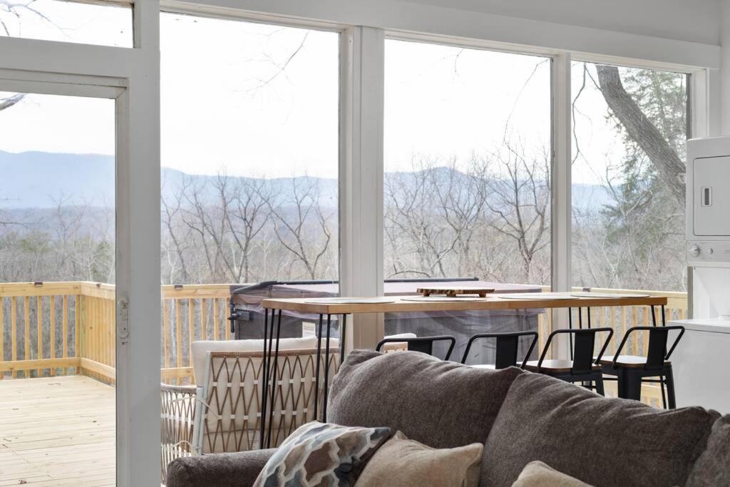 Lazy Lake 3Br Cabin W/ Mtn Views + Hot Tub +Wi-Fi Luray Exteriér fotografie