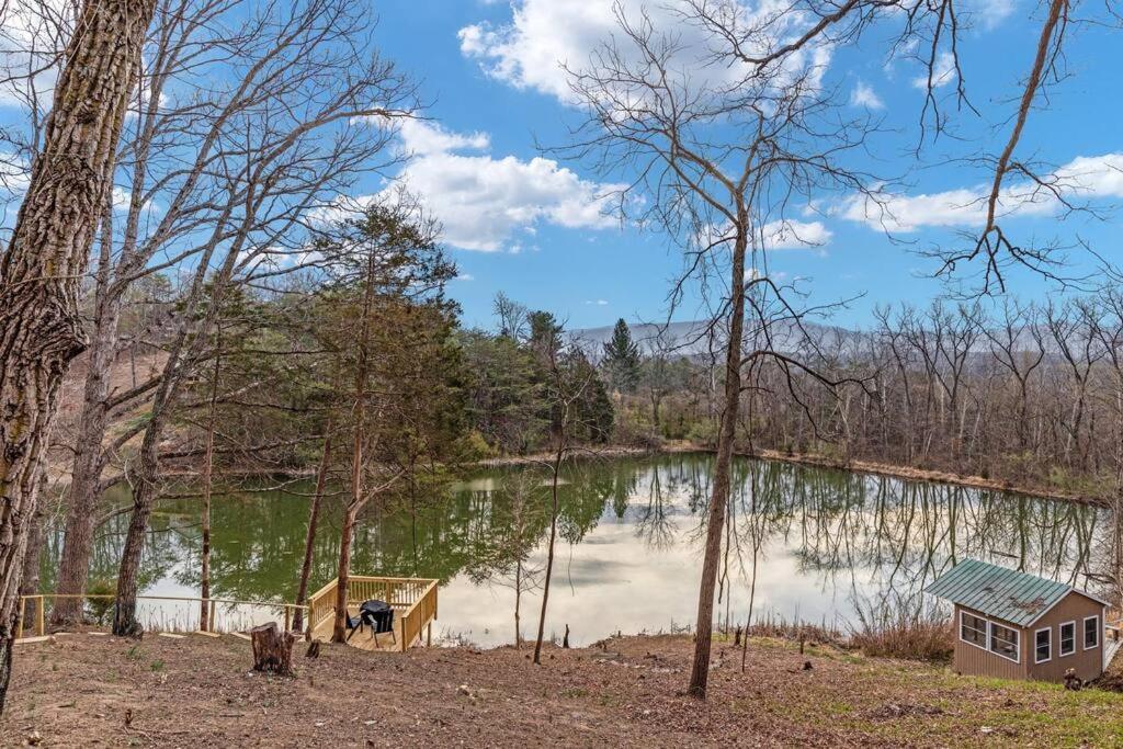 Lazy Lake 3Br Cabin W/ Mtn Views + Hot Tub +Wi-Fi Luray Exteriér fotografie