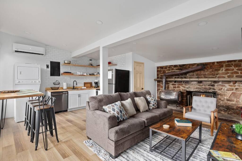 Lazy Lake 3Br Cabin W/ Mtn Views + Hot Tub +Wi-Fi Luray Exteriér fotografie