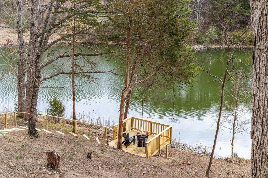 Lazy Lake 3Br Cabin W/ Mtn Views + Hot Tub +Wi-Fi Luray Exteriér fotografie